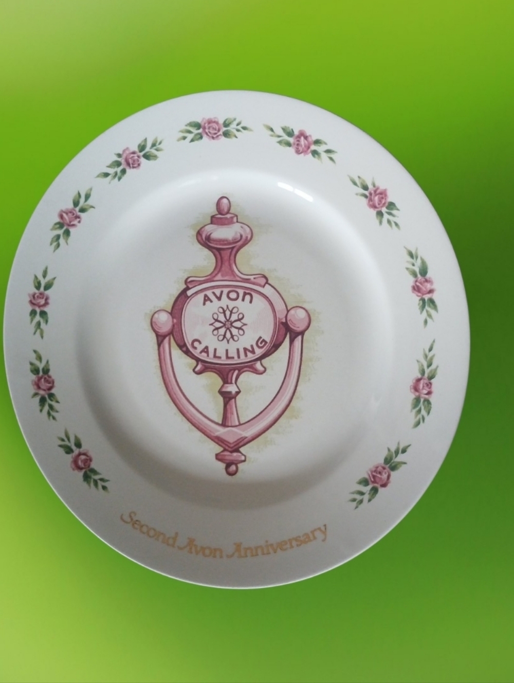 💗Avon Pink and Green Floral Decorative Plate